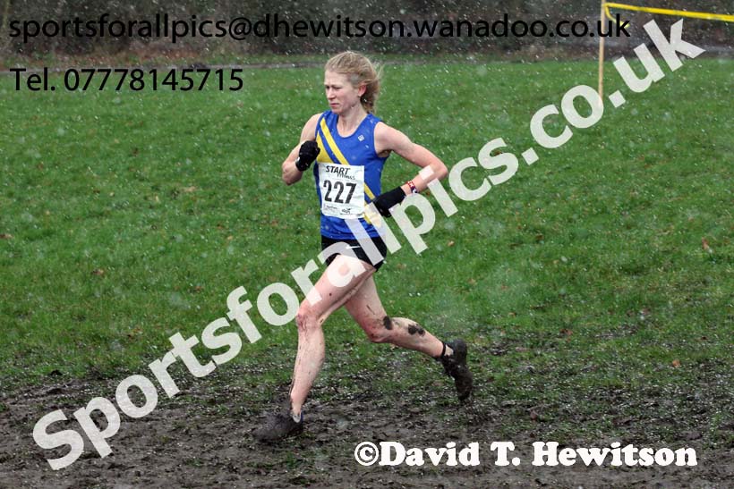 Senior womens Northern Cross Country Champs., Witton Park, Blackburn. Photo: David T. Hewitson/Sports for All Pics